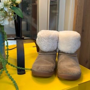 Little girl UGGs size 10